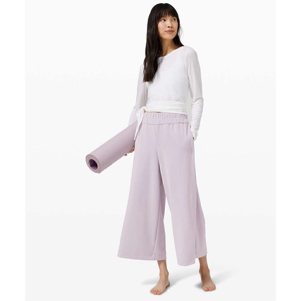 Womens Lululemon Seek Softness Mid Rise Crop